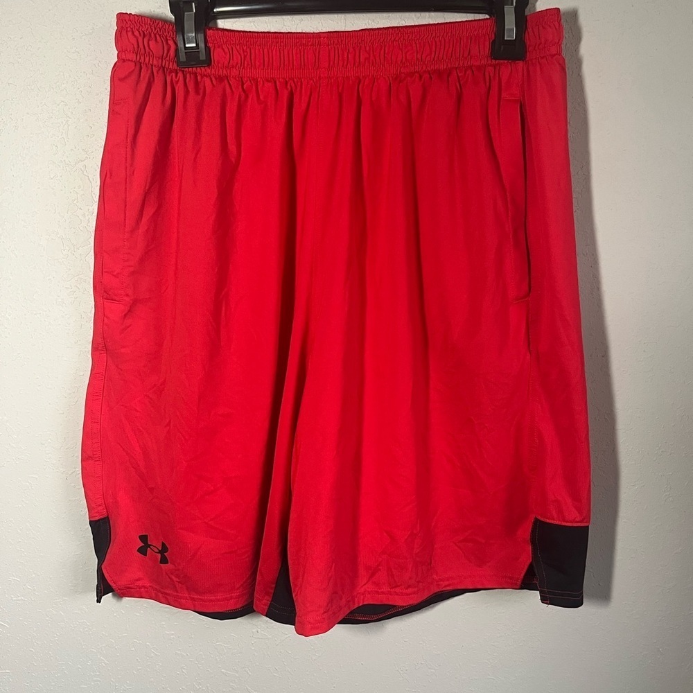 Men’s Red Under Armour Athletic/Active Wear Shorts Size L